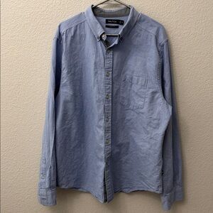 Nautica Men's Classic Fit Blue Oxford Long Sleeve Button-Down Shirt